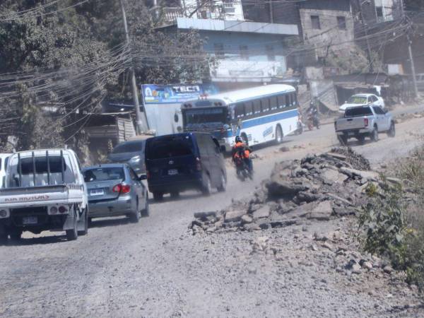 El ministro Aníbal Erhler confirmó que rediseñarán la rotonda a Lolo y atenderán fallas técnicas antes de continuar la ampliación.