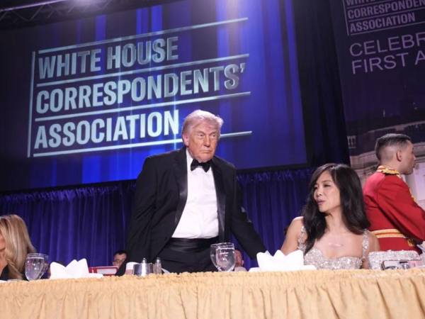 El protocolo obliga a designar a un miembro del Gobierno que permanece durante el discurso en una localización segura que no se da a conocer.