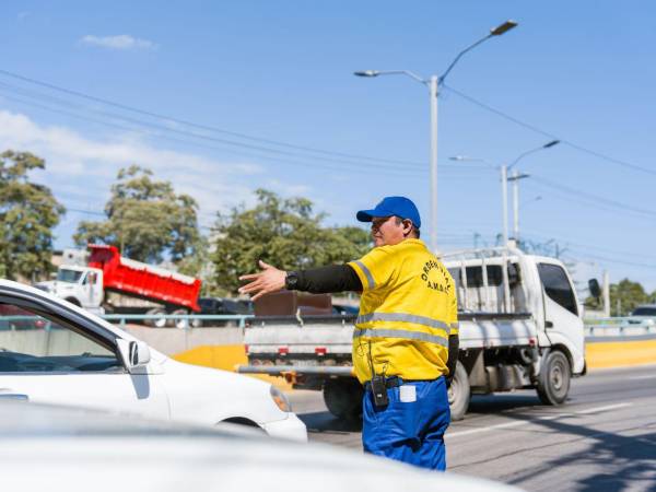Con 60 agentes desplegados, el plan busca desvíos estratégicos, control de semáforos y atención inmediata a accidentes para mejorar la movilidad urbana.