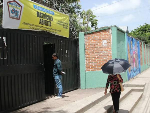La ministra de Educación, Arely Argueta, informó que el Instituto España Jesús Milla Selva, en el Distrito Central, será el centro educativo donde se implementará el plan piloto de jornada extendida en 2027.