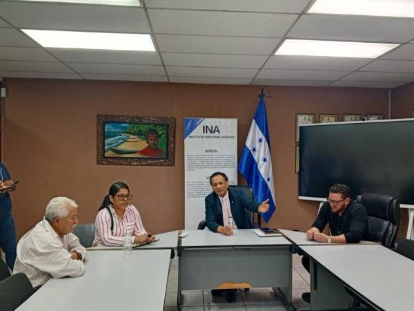 El encuentro también abordó acciones para fortalecer el agro hondureño y garantizar la seguridad jurídica en el campo.