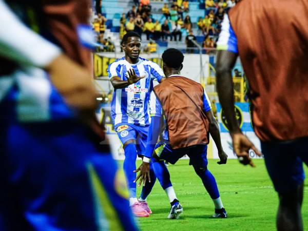 Carlos Bernárdez anotó y dio asistencia para Victoria ante el Real España.