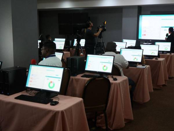 El porcentaje de actas transmitidas solo subió de 87.33% a 88.02%, reflejando un proceso estancado y marcado por retrasos.