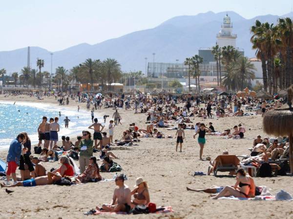 A nivel global, se reportaron contrastes climáticos, con calor intenso en regiones como Estados Unidos y México, y temperaturas más frías en zonas como Canadá y Siberia.