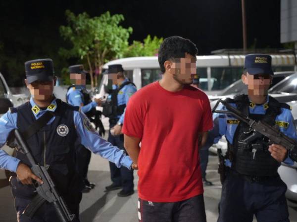 El estudiante universitario y sospechoso del homicidio fue detenido por la Policía Nacional de Honduras.
