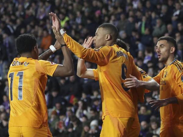 Imágenes del desarrollo del partido.