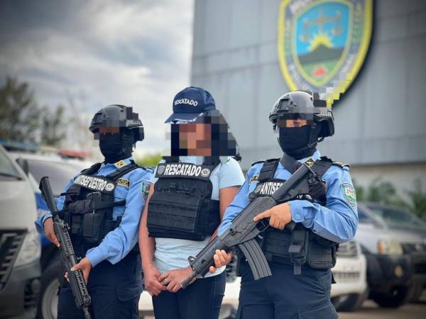 El pasado 19 de abril, una menor de apenas 17 años, salió de su casa en Yamaranguila, Intibucá, con rumbo aparente a su centro educativo ubicado en la ciudad de La Esperanza. Sin embargo, nunca llegó a clases y tampoco regresó a su casa. ¿Fingió su secuestro? A continuación los detalles.