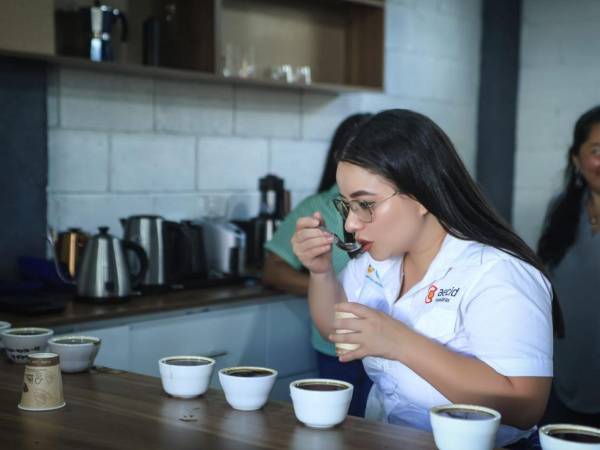 El laboratorio de catación de café en Marcala, La Paz, funcionará como un lugar de aprendizaje, intercambio e innovación.