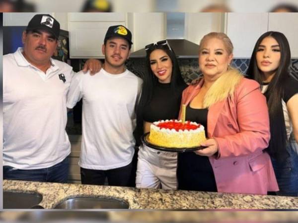 La polémica entre Kimberly Loaiza, Juan de Dios Pantoja, Steff Loaiza y Kenia Os resurgió en abril de 2026 en medio de una crisis familiar marcada por problemas de salud, acusaciones y señalamientos de manipulación.