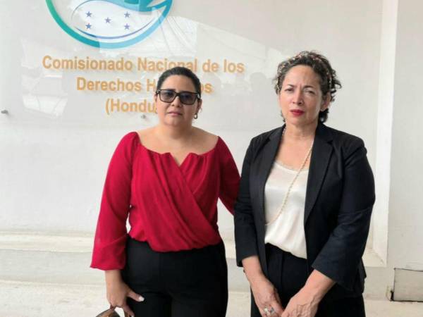 La madre de la menor pide a Gerardo Torres que se retracte.