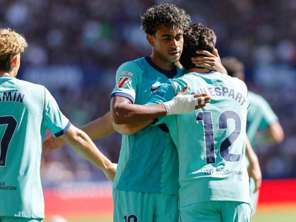 Xavi Espart no perdonó en la primera ocasión de peligro que generó el Barcelona.