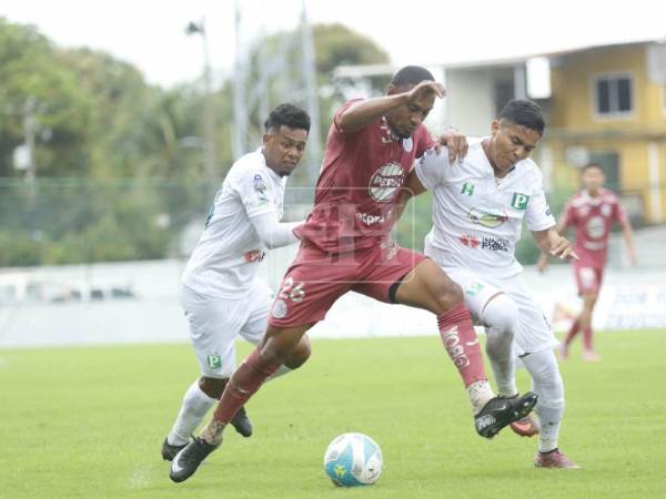 Imágenes del desarrollo del partido.