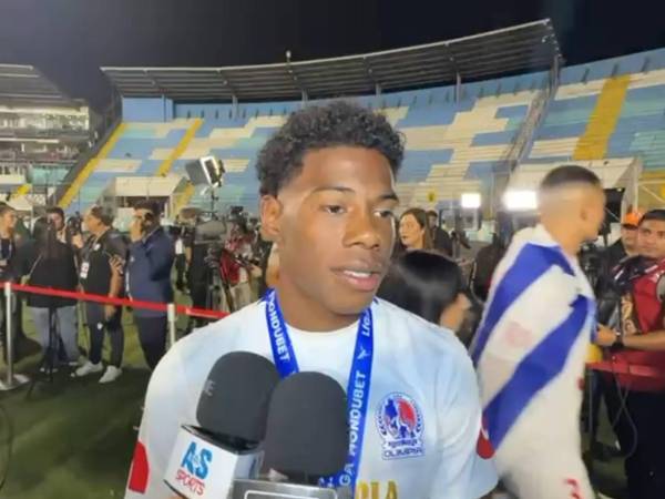 Dereck Moncada también habló del récord que tiene que romper en el extranjero.