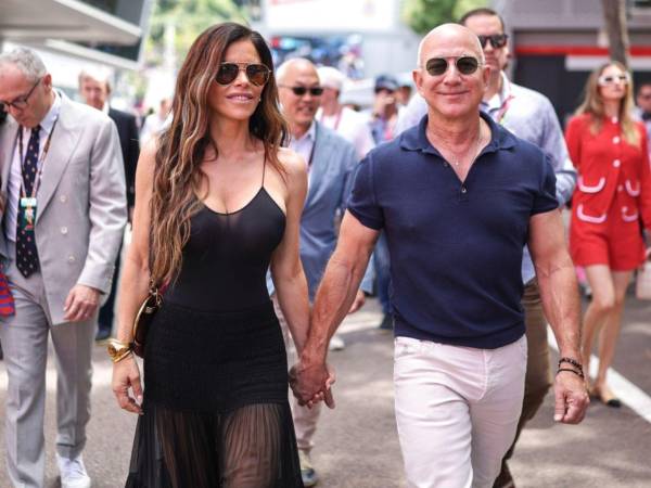 Mientras Nueva York se llena de carteles denunciando explotación laboral en Amazon, celebridades como Beyoncé y Zendaya se preparan para una alfombra roja marcada por la tensión política y el activismo.