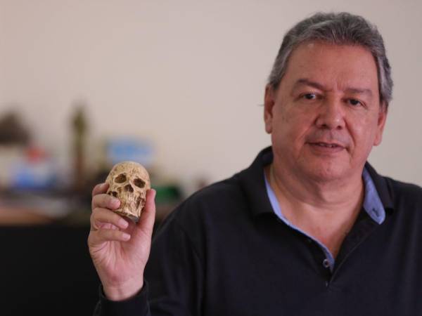 Chano expresó que esa calavera le hace ver que todos somos iguales ante la muerte y por esa razón nadie debe sobreponerse al prójimo.