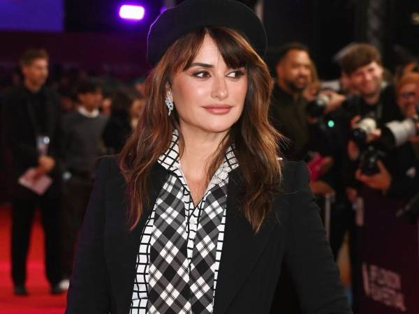 ¿Qué son las hormonas bioidénticas y por qué las usa Penélope Cruz? Expertos aclaran cuándo está indicada la terapia hormonal para los síntomas de la menopausia y qué riesgos tiene.