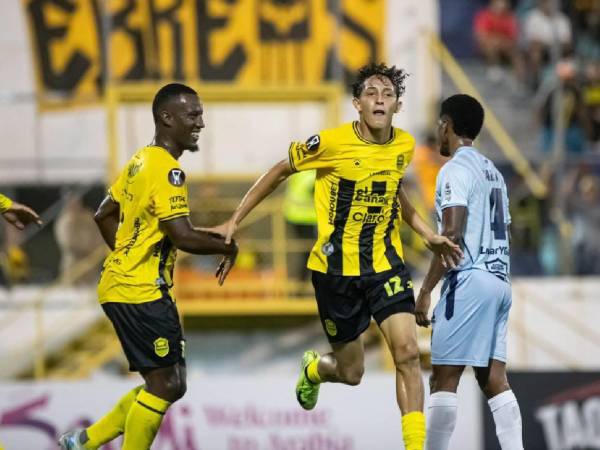 Cruz es uno de los recientes fichajes de Real España.