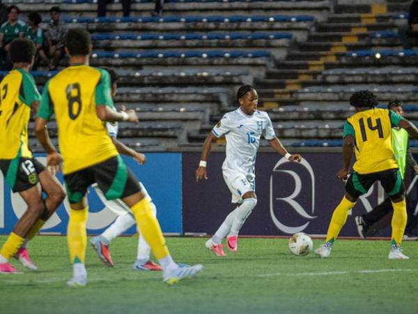 La selección de Honduras perdió ante Jamaica en la última jugada del partido.