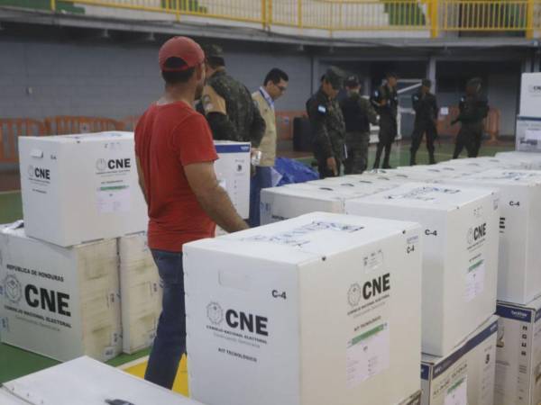 El CNE habilitó su plataforma para seguir el escrutinio especial. Conozca cómo consultar los resultados nacionales y por departamento paso a paso.