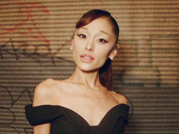 La cantante estadounidense Ariana Grande aseguró en su último concierto que la decisión de tomarse un descanso tras finalizar su gira no fue algo reactivo ni impulsivo, pese a la avalancha de comentarios que ha recibido en los últimos meses sobre su estado de salud.