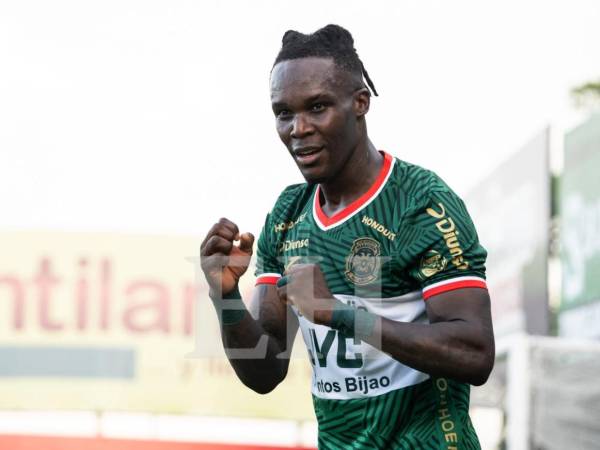 Román Rubilio Castillo anotó doblete con el Marathón ante Olancho.