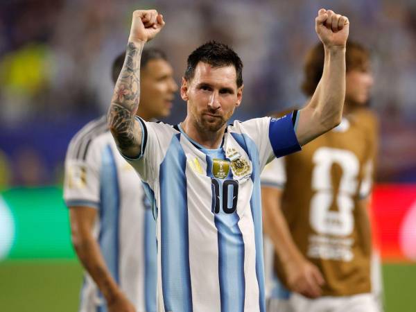 La Selección de Argentina ha disputado seis finales a lo largo de su historia, con la misma cantidad de conquistas y derrotas (tres), pero la albiceleste presume un récord que nadie más tiene.