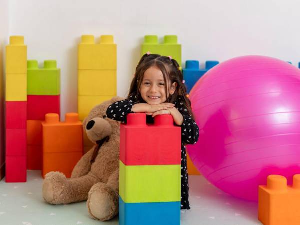 Criar no es controlar el resultado, es acompañar el proceso con propósito, sabiendo que ese acompañamiento seguirá presente en la vida del hijo mucho después de que los padres ya no estén.