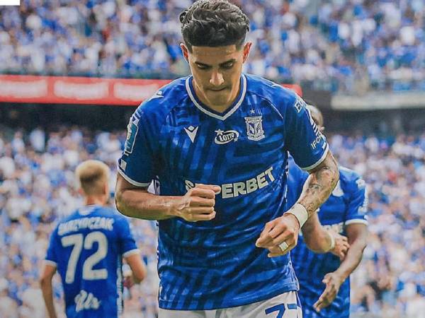 Así celebró Palma su segundo gol en está nueva etapa en Polonia.