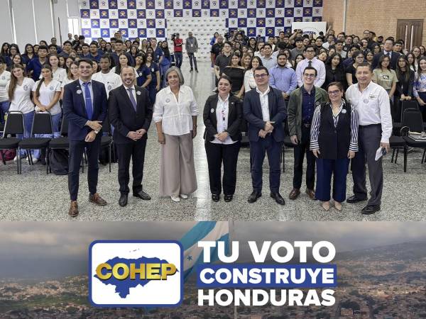 Jóvenes de la Universidad Católica de Honduras (UNICAH) reflexionaron junto al COHEP sobre el papel del voto como motor de cambio en el sistema democrático.