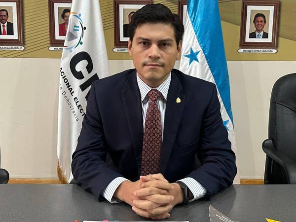 Marlon Ochoa publicó su mensaje luego que Rixi Moncada disertara en una movilización en Tegucigalpa.