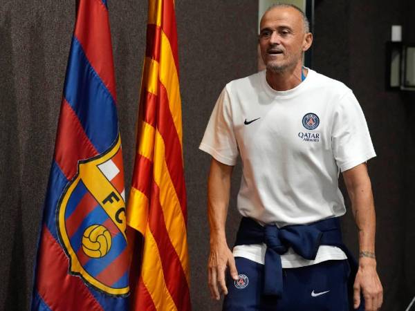 El PSG llegó este martes a Barcelona sin los lesionados.