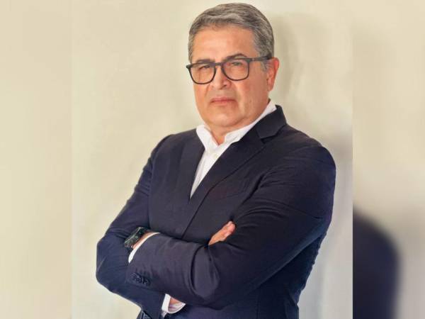 Un medio de España le hizo una entrevista al expresidente hondureño Juan Orlando Hernández y reveló en qué parte de Estados Unidos se encuentra. En su entrevista, Hernández Alvarado volvió a atizar contra la izquierda en América Latina.