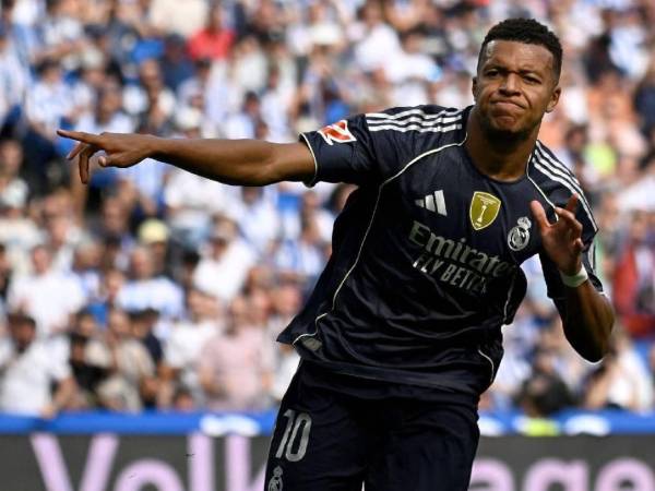 Imágenes del desarrollo del partido.