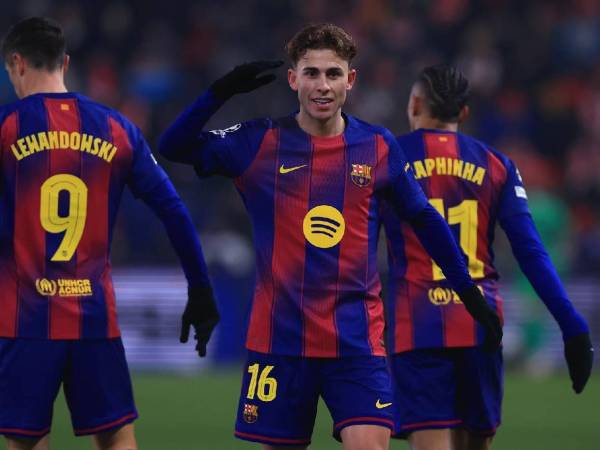 Imágenes del desarrollo del partido.