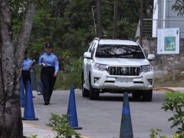 Camionetas del año alquiló la Secretaría de Seguridad por más de 1,300 millones de lempiras en 2025.