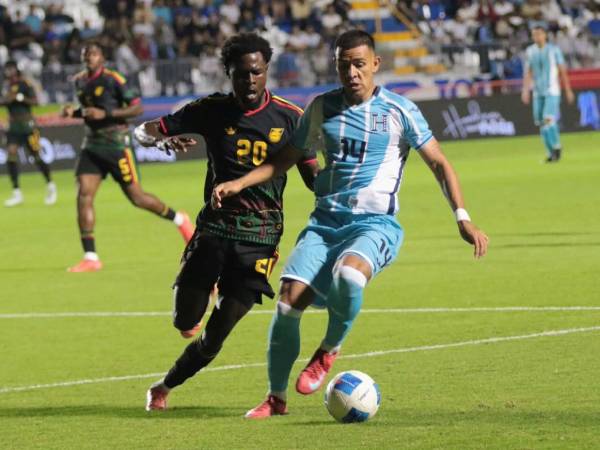 José Alejandro Reyes volvió a la titularidad con Honduras.