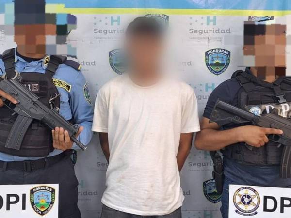 Agentes de la Policía Nacional capturaron a “El Diablo”, integrante de la Mara Salvatrucha (MS-13) acusado de la venta y distribución de drogas en la región del Valle de Sula.