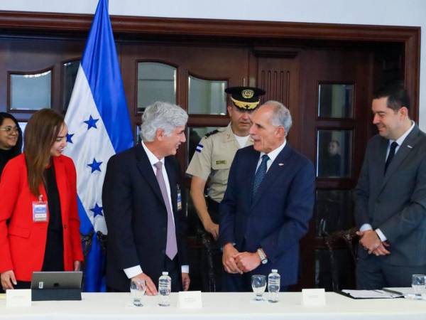 Las autoridades del Banco Mundial y el gobierno se reunieron en Casa Presidencial.