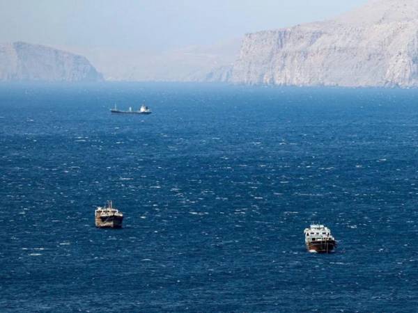 La Guardia Revolucionaria de Irán compartió un mapa con los nuevos protocolos de navegación para garantizar el paso seguro por el estratégico estrecho de Ormuz.