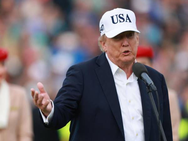 El presidente de Estados Unidos, Donald Trump, afirmó que se quiere quedar con el petróleo de Irán.