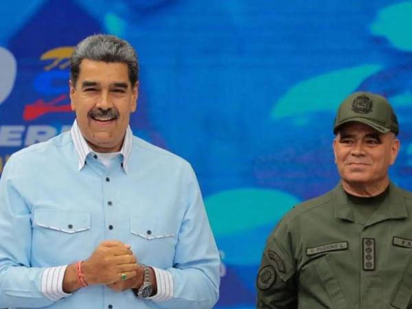 Padrino López afirmó que las acciones militares habrían afectado áreas de población civil.