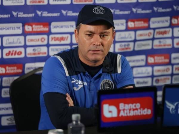 En conferencia de prensa, Javier López estaba molesto por dejar dos puntos en el cierre del encuentro.