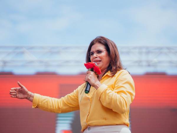 La candidata presidencial de Libre estuvo de visita este sábado en Danlí.