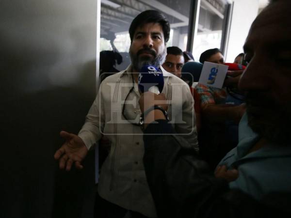 El fiscal general suspendido sostuvo que sus acciones están fundamentadas: “los requerimientos que yo planteé están bien sustentados, con el trabajo de los fiscales”.