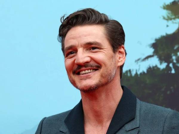 El famoso actor chileno fue captado por segunda ocasión con el que presuntamente es su nueva pareja.