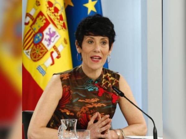 La ministra portavoz del gobierno español, Elma Saiz.