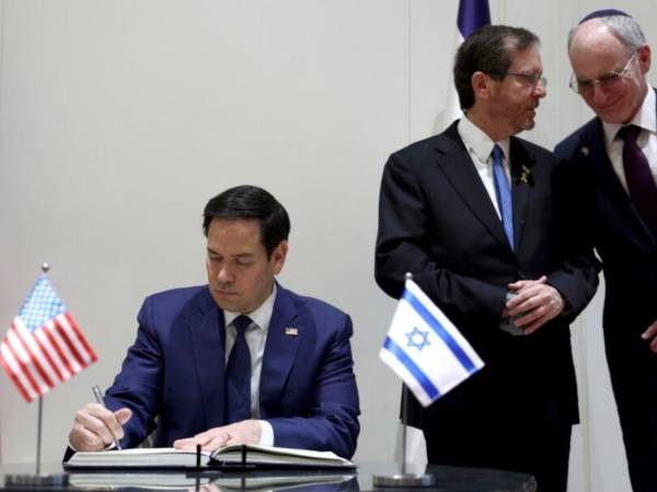 El conjunto de ventas, valorado en más de 8.600 millones de dólares, se enmarca en el programa estadounidense de ventas militares al extranjero y responde, según Washington.