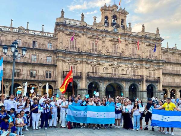Los hondureños en España también se organizan para realizar actividades y apoyarse.