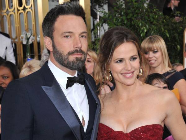 Jennifer Garner decidió poner palabras a una etapa que marcó su vida personal y familiar. Sin estridencias ni reproches, la actriz habló abiertamente de su divorcio de Ben Affleck y del proceso interno que atravesó tras el fin de su matrimonio.