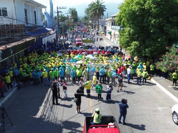 La jornada inició a las 8:00 a.m. en la plaza Las Banderas de La Ceiba, Atlántida.